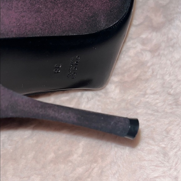 Gucci Black and Purple Suede Heels - Picture 11 of 12